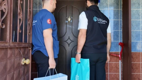 Kocaeli Büyükşehir kimsesizleri bayramda yalnız bırakmadı