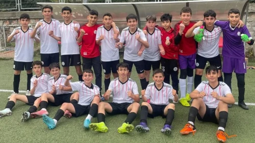 Körfez Gençlerbirliği U13 takımı namağlup şampiyon oldu
