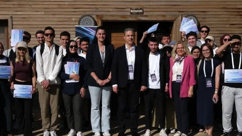 Kocaeli Büyükşehir gençlere yapay zeka kampı düzenledi