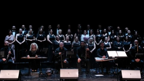 Büyükşehir Türk Sanat Müziği Korosu konser verdi