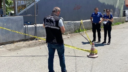 Kocaeli'de silahlı saldırı 2 kişiyi vurdu