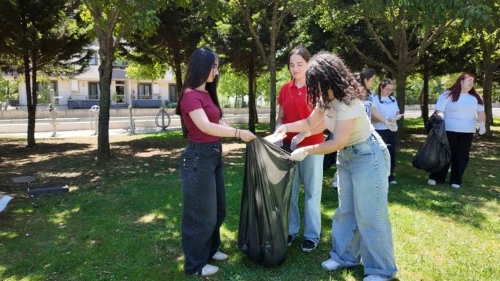 Gençler geleceğe kamp ile hazırlanıyor