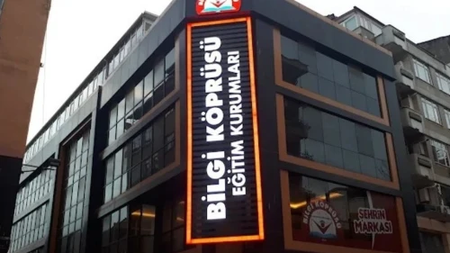 Bilgi Köprüsü 2025 YKS'de zirveye çıktı
