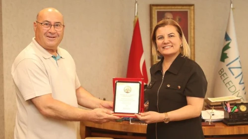 Fatma Başkan dernek yönetimini makamında ağırladı