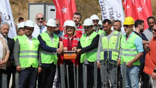 İzmit’te sokak hayvanları için barınak temeli atıldı