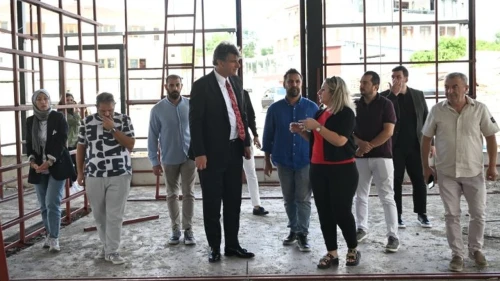 Kartepe’ye modern spor salonu açıldı