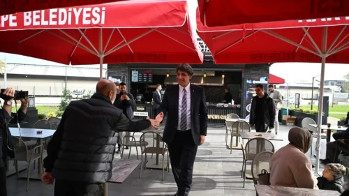 Kartepe'de gençlere özel Tarçın Kafe açıldı