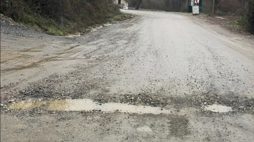 Gölcük Lütfiye Köyünde yollar yağışlarla bozuldu
