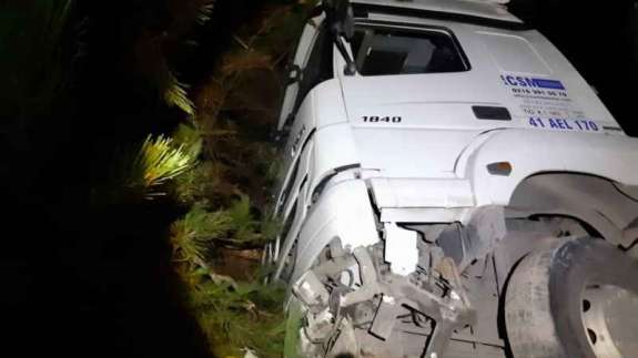 Bolu Haber: Tır Uçurumdan Yuvarlandı: 1 Yaralı