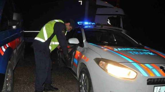 Jandarma Ekipleri Alkol Denetimine Geçti