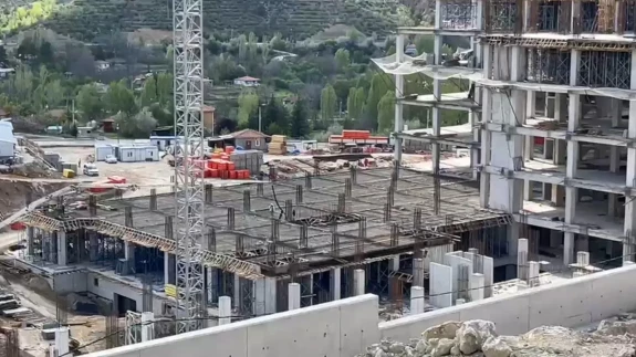 Çankırı'da hastane inşaatında feci kaza: Kule vinçten düşen işçi hayatını kaybetti