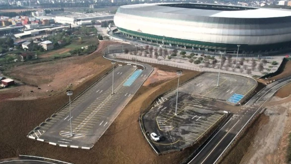 Kocaeli stadına 5 bin araçlık otopark yapıldı