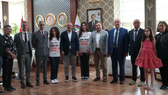 Körfezim Eğitim Kurumları Türkiye birincisi çıkardı