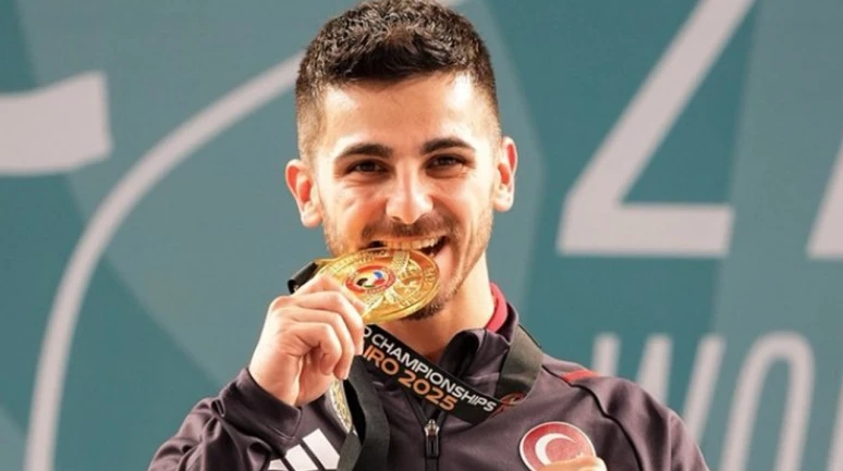 Kocaelili Eray dünya şampiyonasında altın madalya kazandı