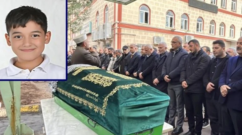 Kocaeli'de servis kazasında 10 yaşındaki çocuk öldü