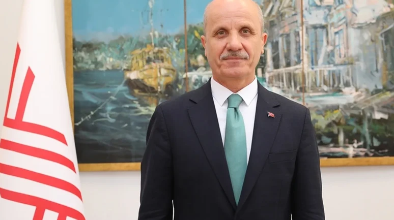 Üniversitelerde eğitim süresi 3 yıla düşüyor