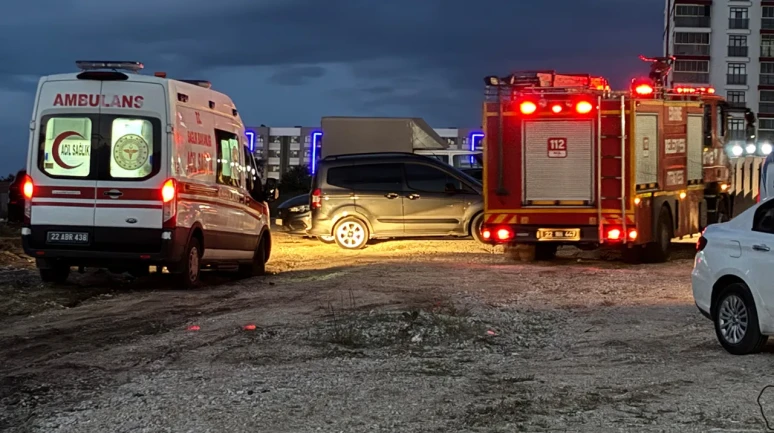 Edirne'de 9 katlı binanın balkonunda yangın paniği