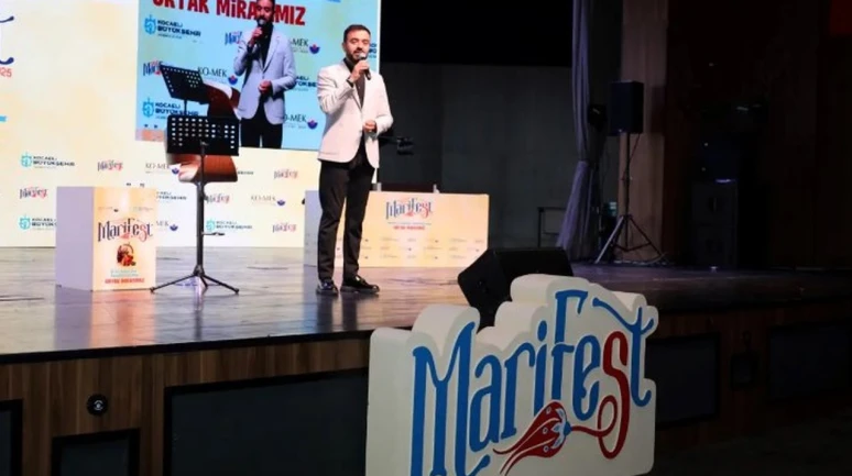 MARİFEST25te kum sanatı ve şiir buluştu
