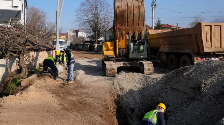 Kartepe Çepni Mahallesine modern altyapı yapılıyor