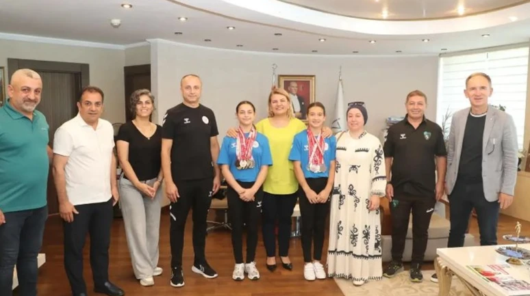 İzmitli genç cimnastikçiler Türkiye ikincisi oldu