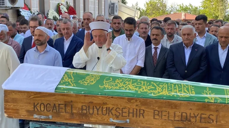Hacı Halil Serim, Kocaeli'de Son Yolculuğuna Uğurlandı
