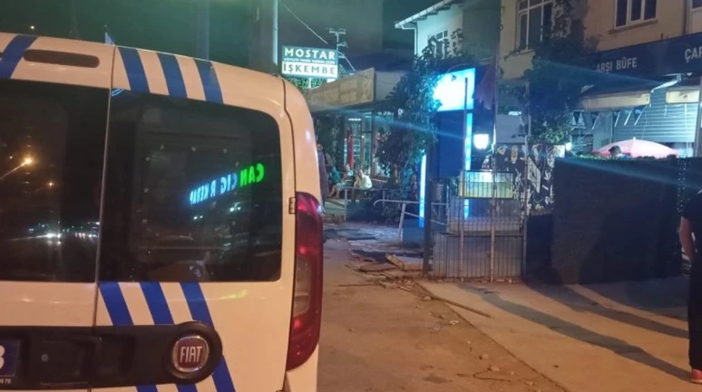 Çarşı Büfe hırsızlarla boşaltıldı