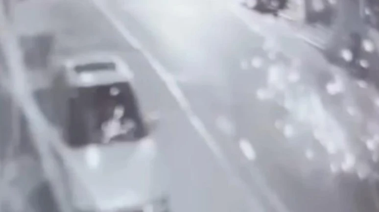 Çayırova’da el yapımı patlayıcı hasara yol açtı