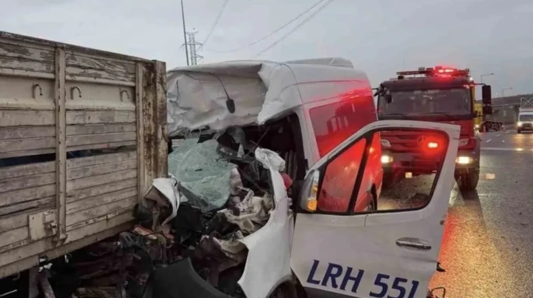 Kocaeli'de trafik kazasında işçi hayatını kaybetti