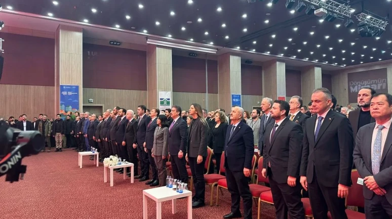 Gebze Belediye Başkanı kentsel dönüşüm zirvesine katıldı